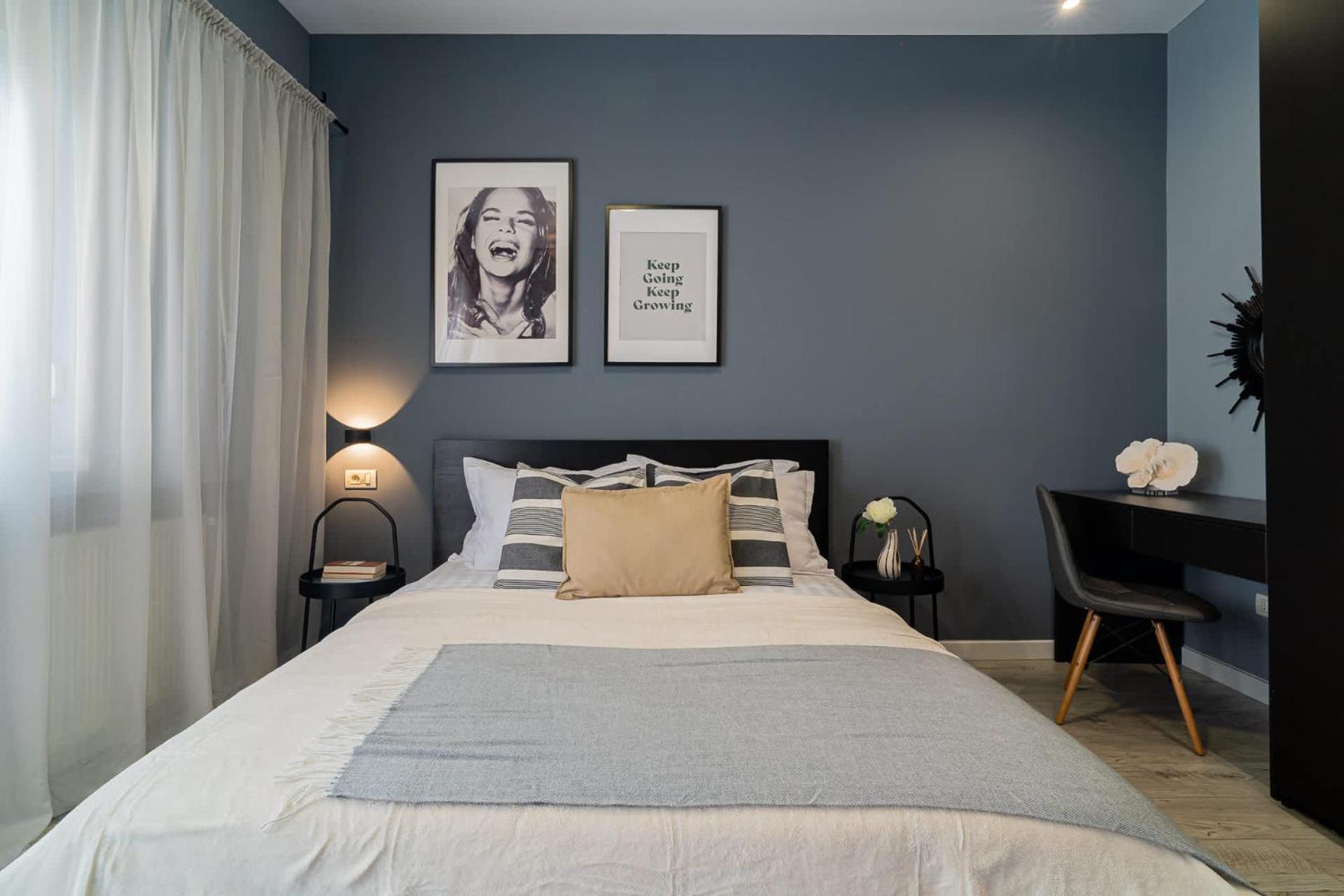 Chic Black & White 2Br Retreat On Dambovitei Boekarest Buitenkant foto